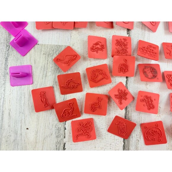 1990s Vintage Crayola Stamps-A-Lot Rubber Ink Stamp Lot 80+ Pcs - Picture 8 of 10